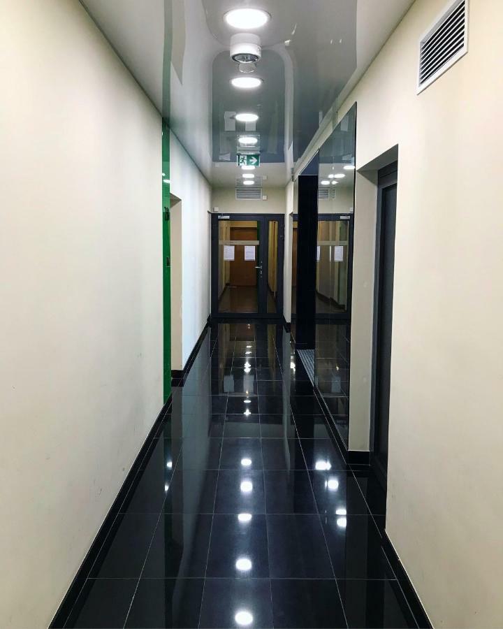 Shiraz Trio Apartament Варшава Екстериор снимка
